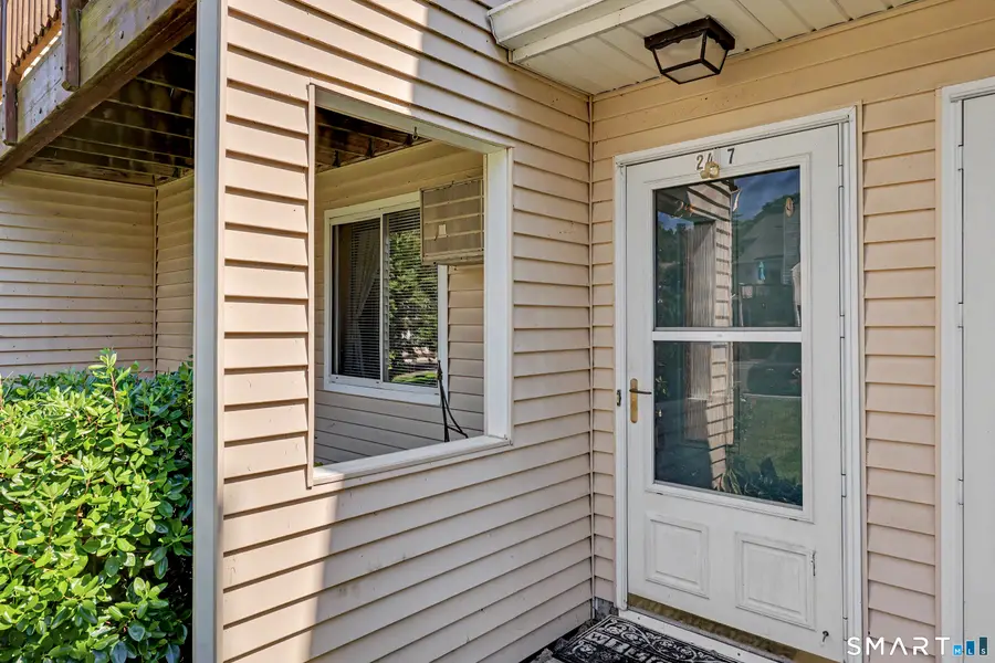 8 Rose Lane #24-7, Danbury, CT 06811 - #3
