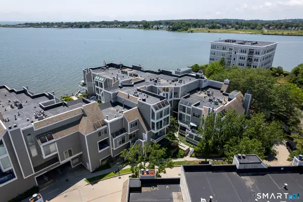 38 Harbour Close Close #38, New Haven, CT 06519