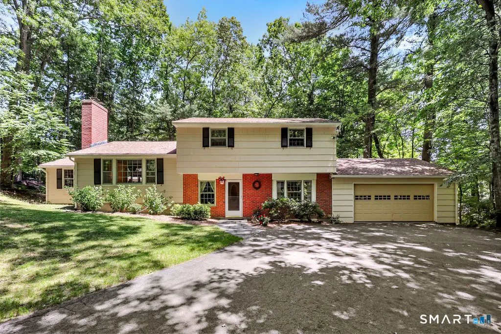 18 Foxridge Lane, Avon, CT 06001 - #1