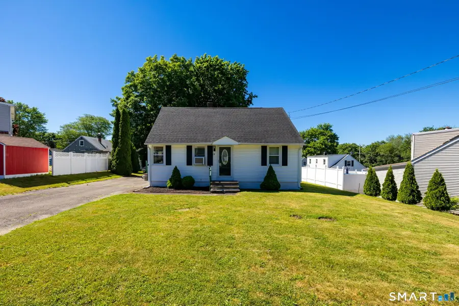 18 Crestwood Avenue, Waterbury, CT 06704 - #3
