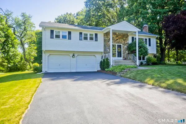 288 Carriage Way, Windsor, CT 06095