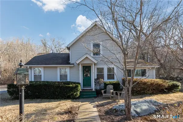 179 Niantic River Road, Waterford, CT 06385