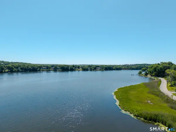 901 River Road, Groton, CT 06355