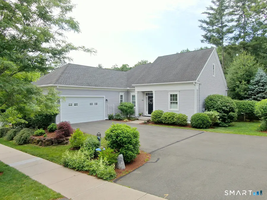 15 Bantry Road #15, Simsbury, CT 06070 - #2