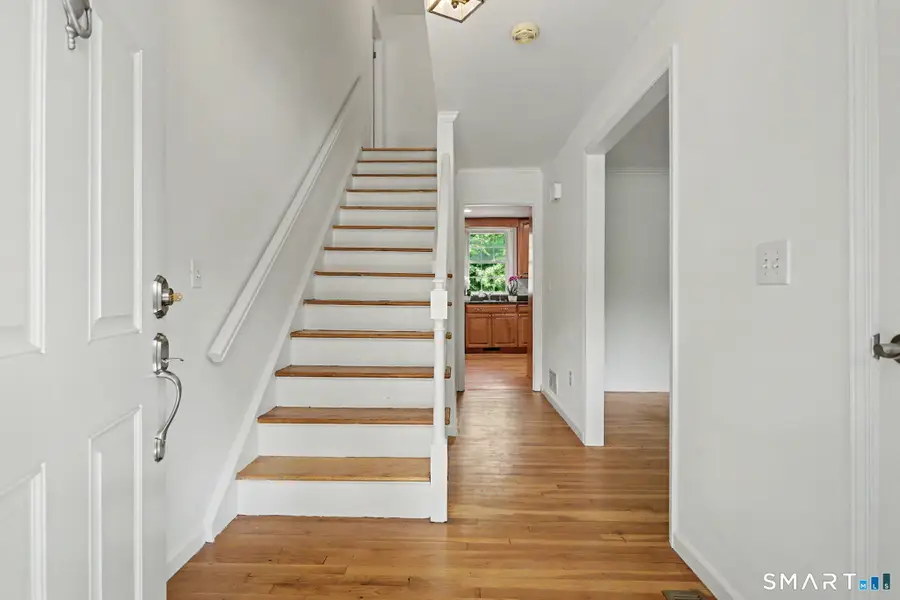 29 Coachlamp Lane, Darien, CT 06820 - #3