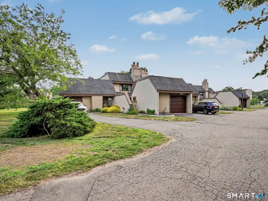 85 Viscount Drive #15B, Milford, CT 06460 - #2