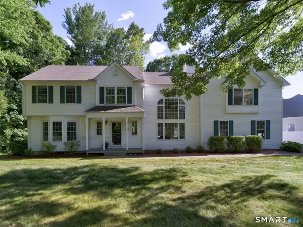 152 Chase Hollow Lane, Glastonbury, CT 06033