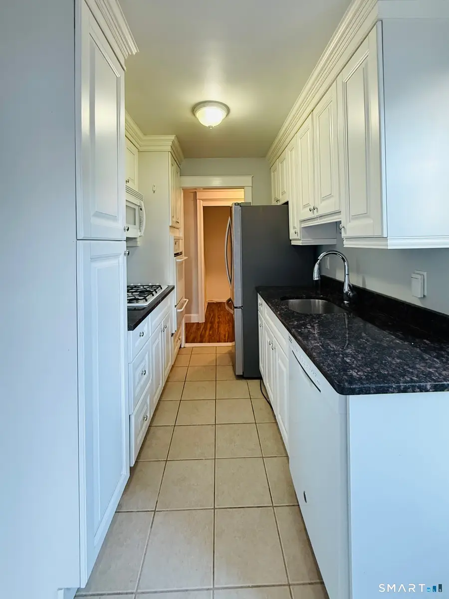 39 Glenbrook Road #5F, Stamford, CT 06902 - #3