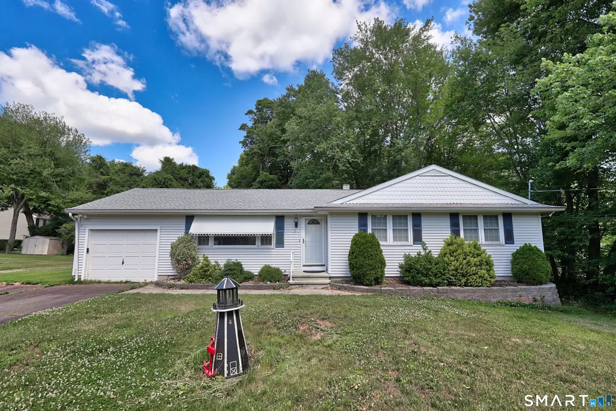 650 Middletown Avenue, North Haven, CT 06473 - #1