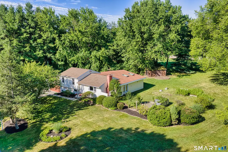 17 Woodlawn Road, Monroe, CT 06468 - #3