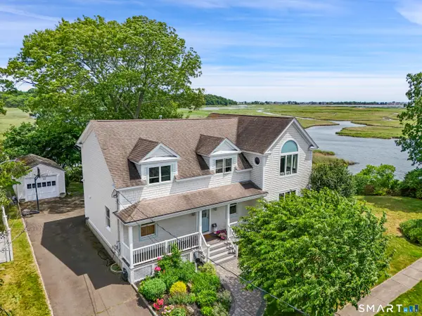 18 Sailors Lane, Milford, CT 06460