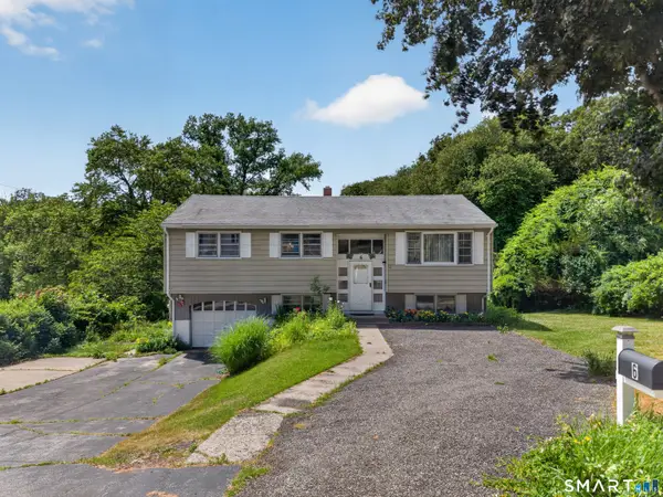 6 Willow Lane, Ledyard, CT 06339