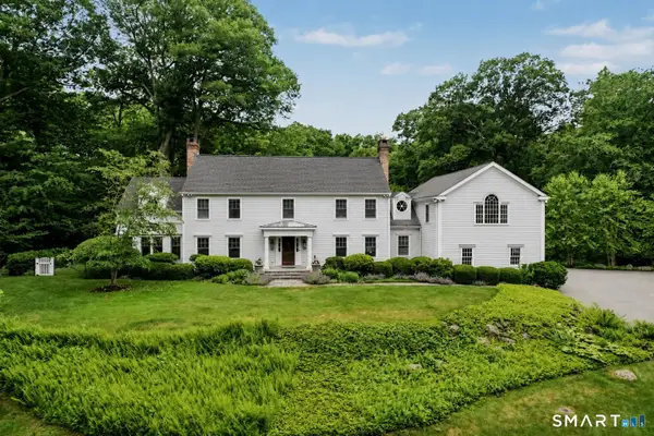 108 Logan Road, New Canaan, CT 06840