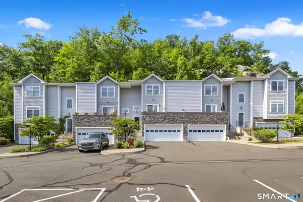 48 Stetson Place #48, Danbury, CT 06811