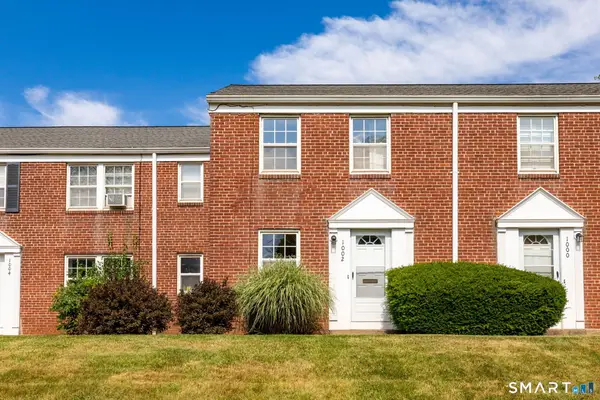 1002 Trout Brook Drive #1002, West Hartford, CT 06119