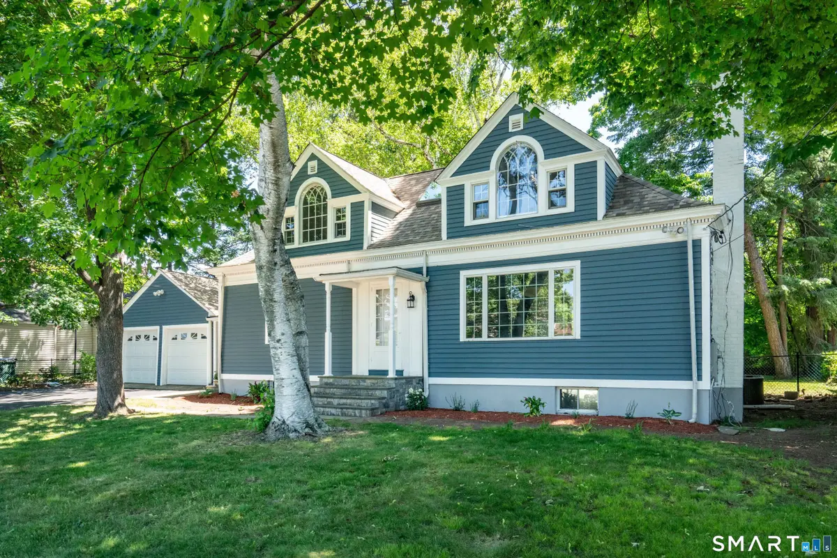 28 Whiting Lane, West Hartford, CT 06119 - #1