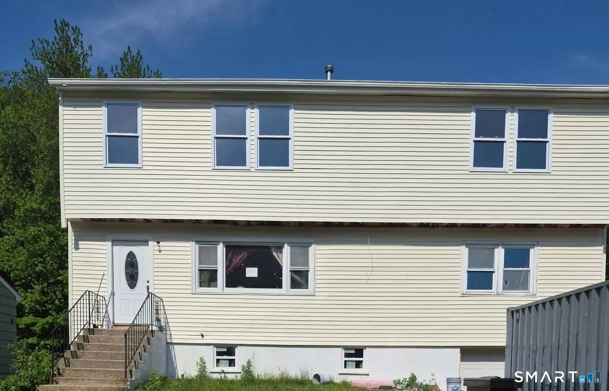 24 Gaspee Road, Bridgeport, CT 06606 - #1
