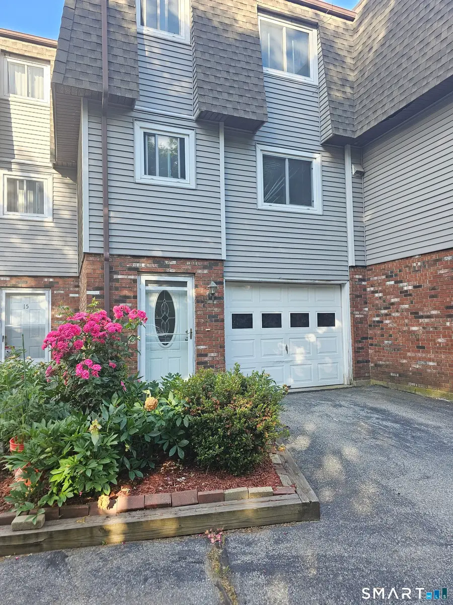 358 Hamilton Avenue #14, Norwich, CT 06360 - #3