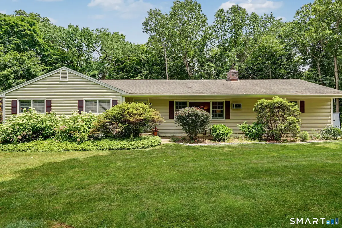 17 Pumpkin Lane, Norwalk, CT 06851 - #1