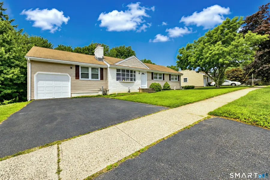 195 Emerald Place, Stratford, CT 06614 - #2