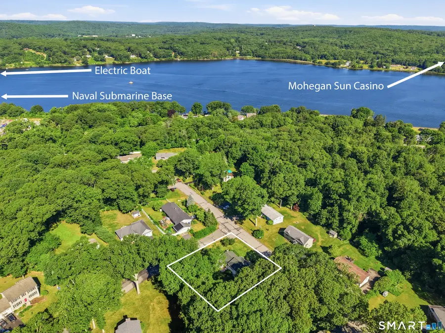 18 Oakridge Drive, Gales Ferry, CT 06335 - #2