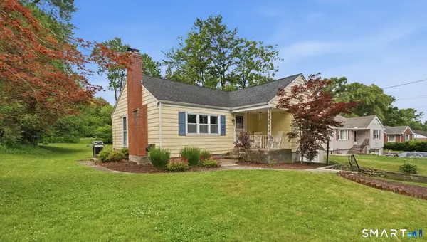 15 Scarborough Road, Windsor, CT 06095