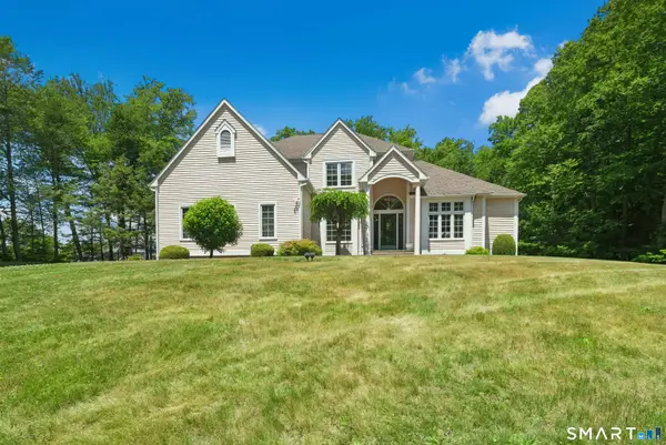 17-D Butterfield Road, Newtown, CT 06470