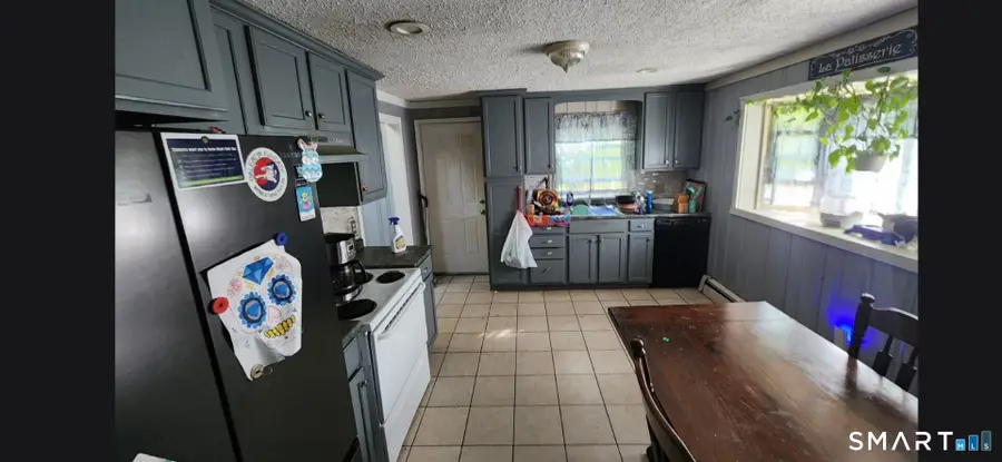 18 Allen Court #7/G, Meriden, CT 06450 - #3