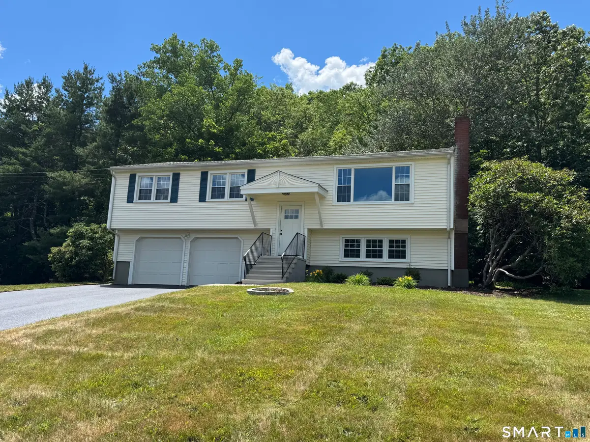 210 Cloudland Road, North Haven, CT 06473 - #1