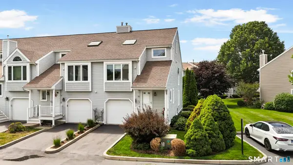 81 Sandpiper Crescent #81, Milford, CT 06460