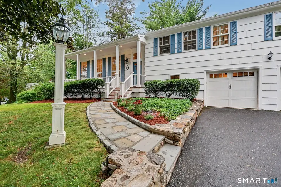 10 Old Field Place, Norwalk, CT 06853 - #3