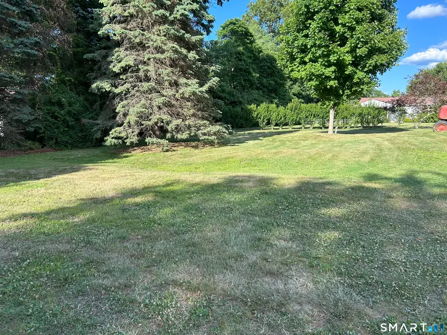 5 Sharon Court, Shelton, CT 06484 - #2