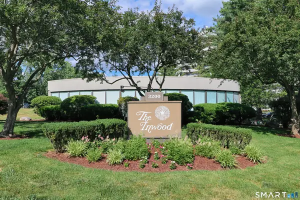 3200 Park Avenue #9D1, Bridgeport, CT 06604