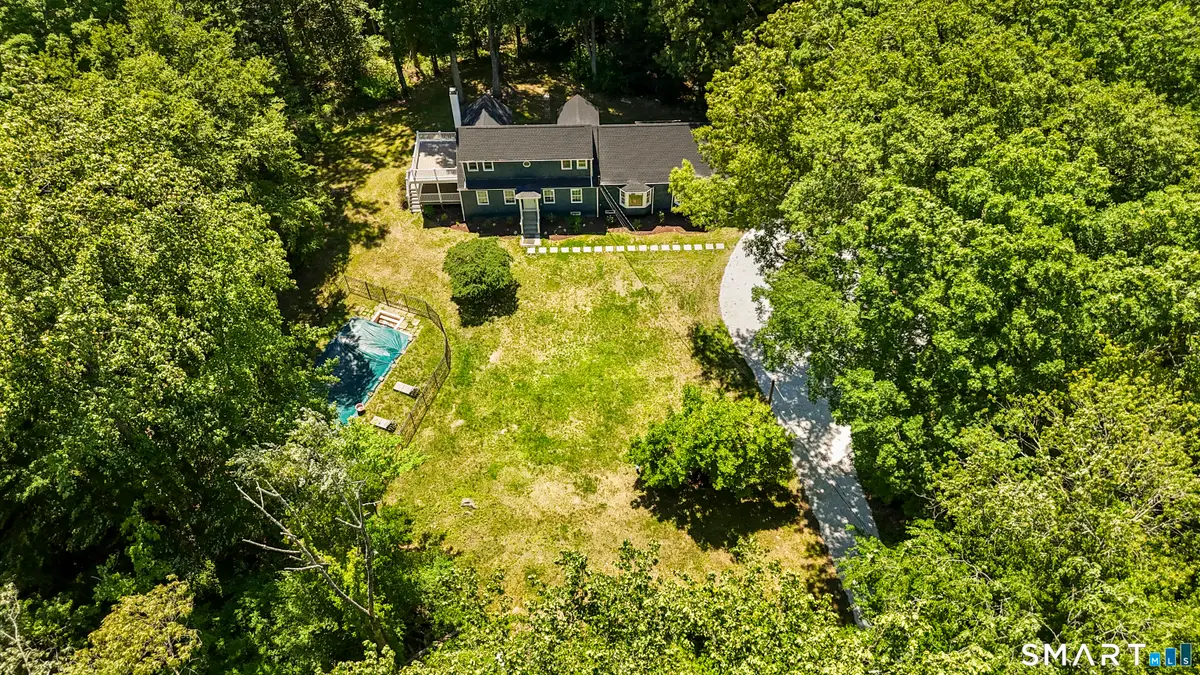 33 Old Stagecoach Road, Redding, CT 06896 - #1