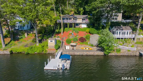 30 Waterview Drive, Danbury, CT 06811