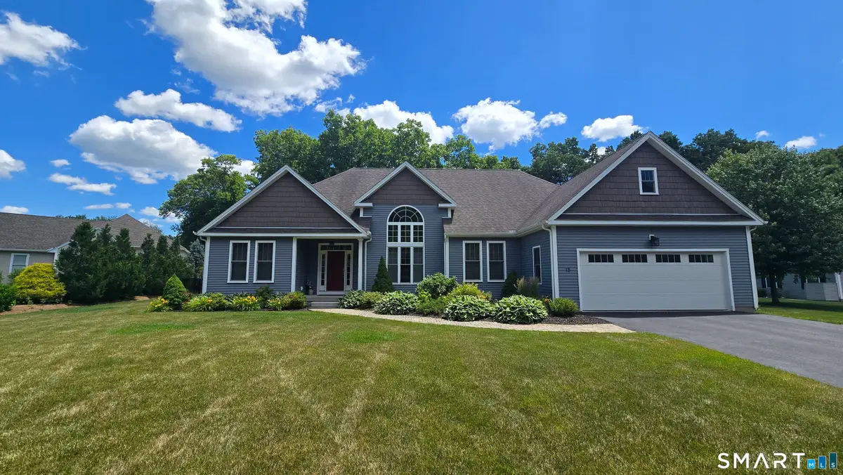 15 Claire Lane, Bloomfield, CT 06002 - #1