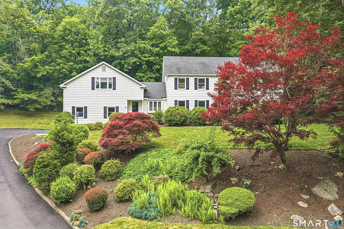 11 Hunt Lane, Weston, CT 06883 - #1