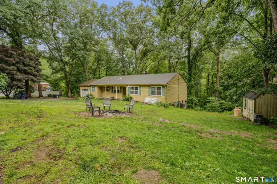 4 Robinhood Drive, Gales Ferry, CT 06335 - #3