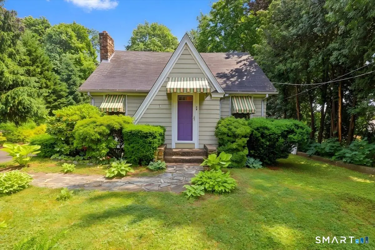 39 Buckingham Street, Pawcatuck, CT 06379 - #1