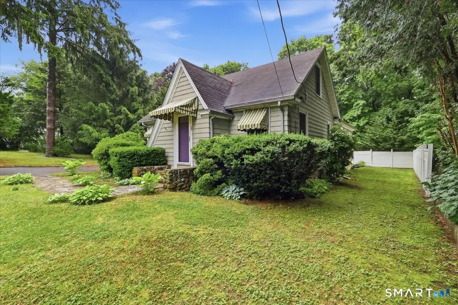 39 Buckingham Street, Pawcatuck, CT 06379 - #2