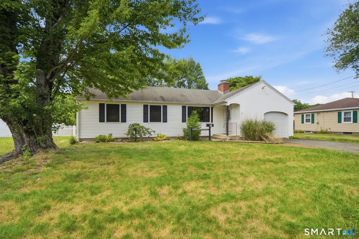 11 Brookfield Drive, East Hartford, CT 06118 - #1