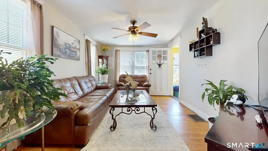 156 Highland Avenue, West Haven, CT 06516 - #2
