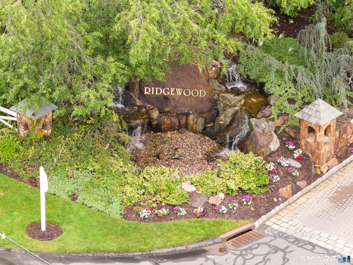 10 Ridgewood Drive #10, Middlebury, CT 06762 - #1