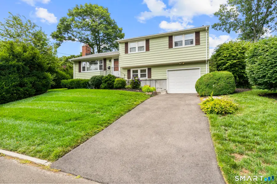 380 Overland Drive, Stratford, CT 06614 - #2