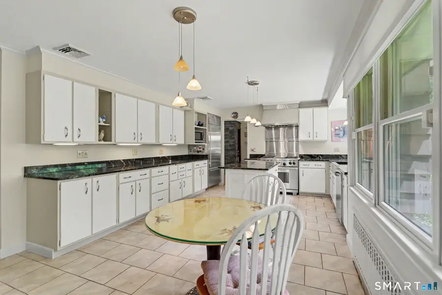 215 Hillfield Road, Hamden, CT 06518 - #3