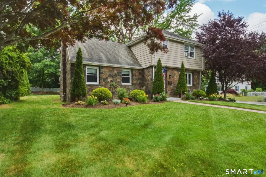 2 Stephen Street, Manchester, CT 06040 - #3