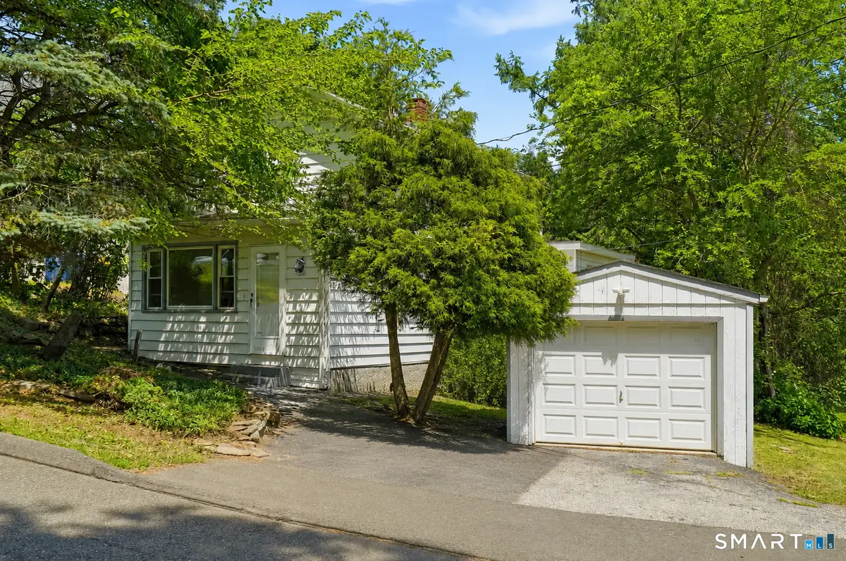 6 Beech Street, Ansonia, CT 06401 - #1