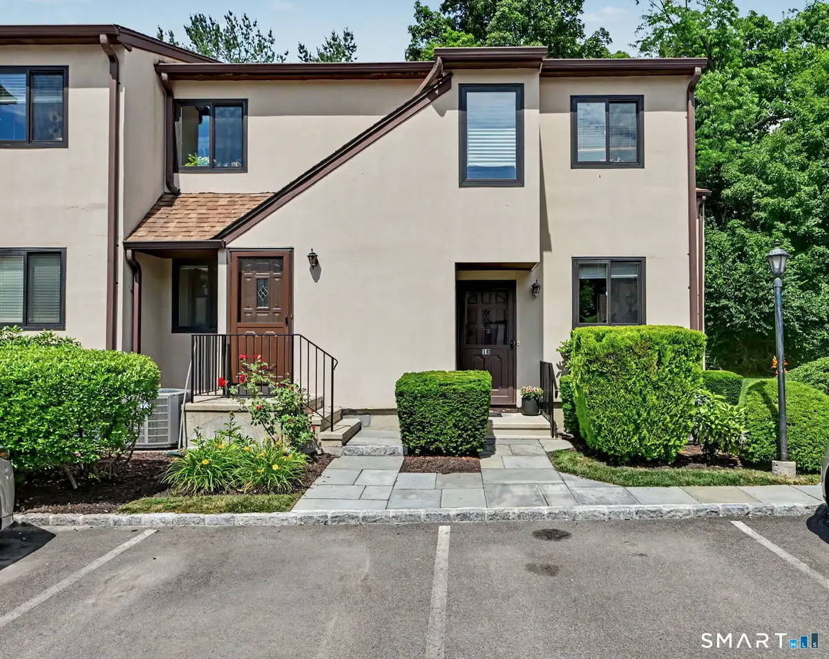 16 Bouton Street East #10, Stamford, CT 06907 - #1