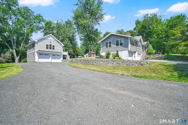 71 Deerfield Drive, Vernon, CT 06066