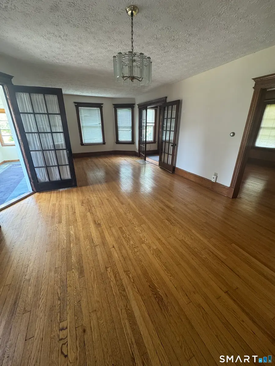 290-292 Grandview Terrace, Hartford, CT 06114 - #2